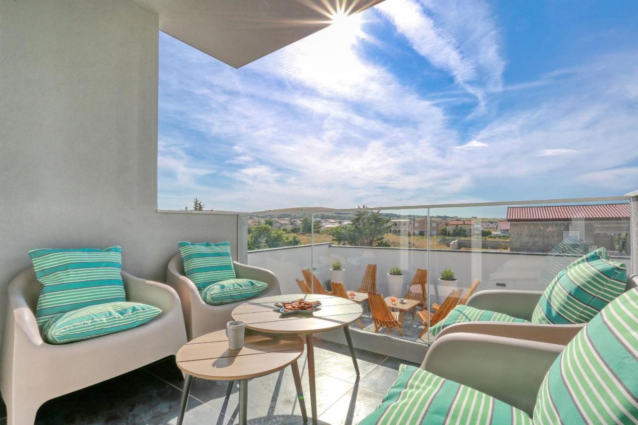 Luxury Apartments Hills Vir Εξωτερικό φωτογραφία