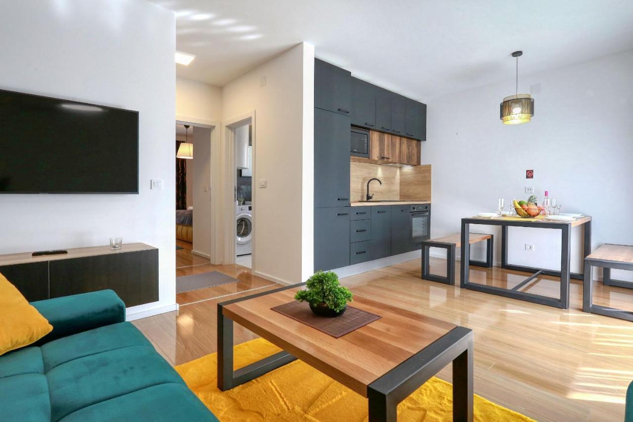 Luxury Apartments Hills Vir Εξωτερικό φωτογραφία