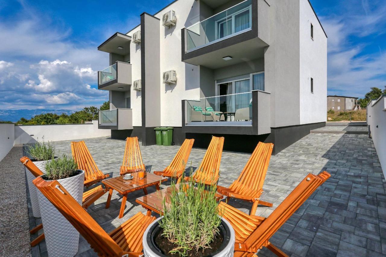 Luxury Apartments Hills Vir Εξωτερικό φωτογραφία