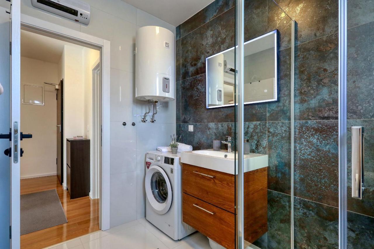 Luxury Apartments Hills Vir Εξωτερικό φωτογραφία