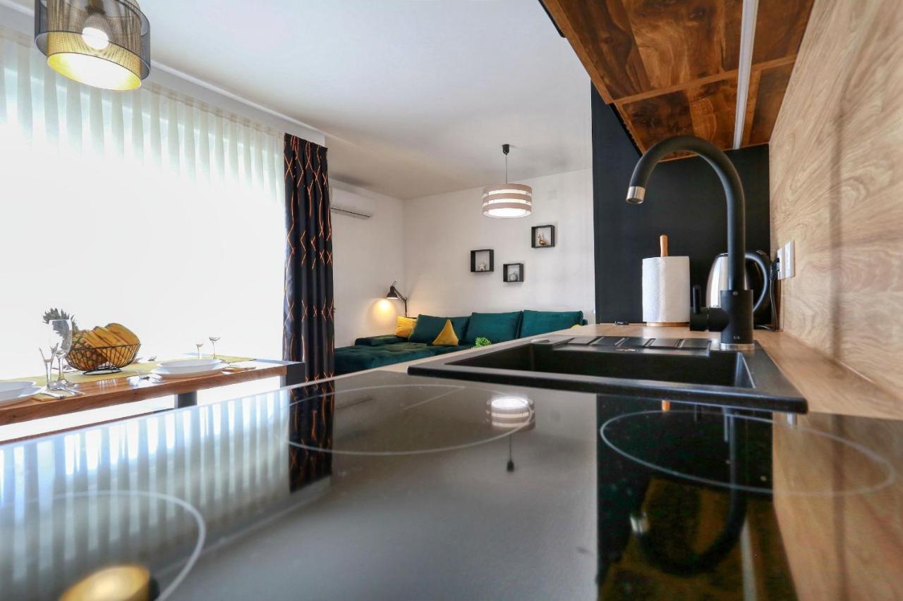 Luxury Apartments Hills Vir Εξωτερικό φωτογραφία
